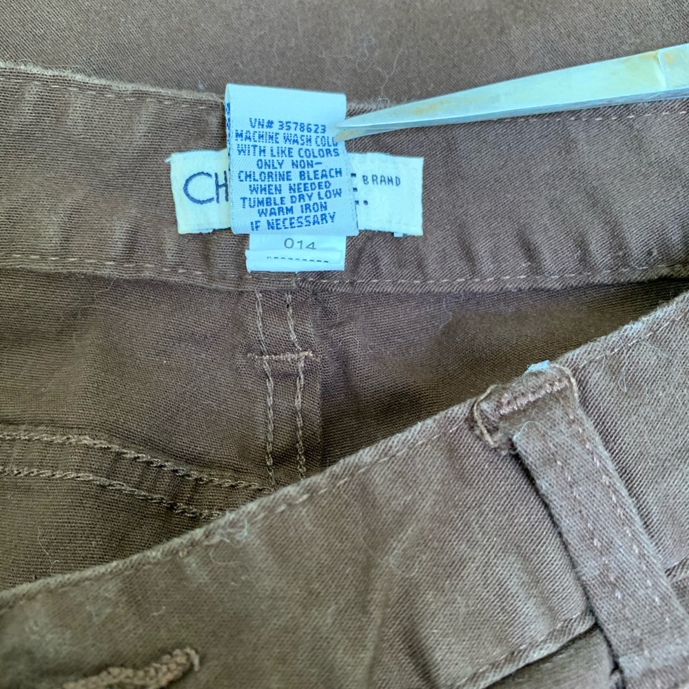 Cherokee Brown Stretch 5 Pocket Crop Capri Pants - Picture 6 of 6
